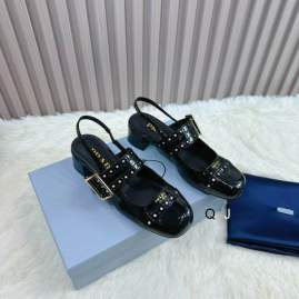 Picture of Prada Shoes _SKUPradasz35-40J020219275